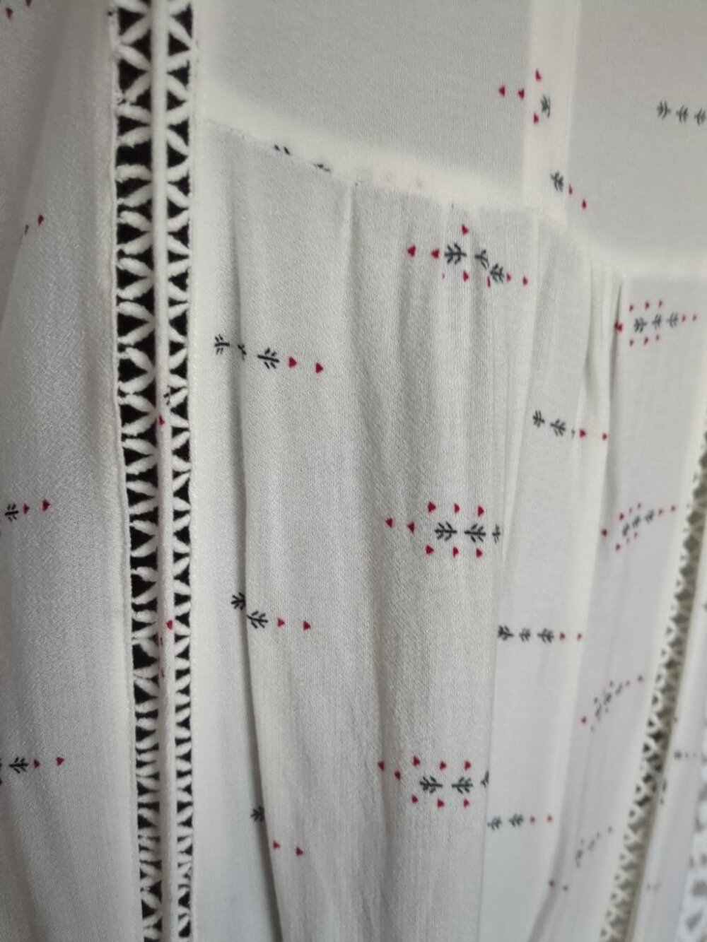 XS Boho Style Long Sleeved Tunic Top - Picture 3 of 13